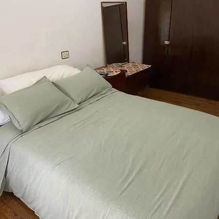Con Balcon Y Wifi Проживание в семье *